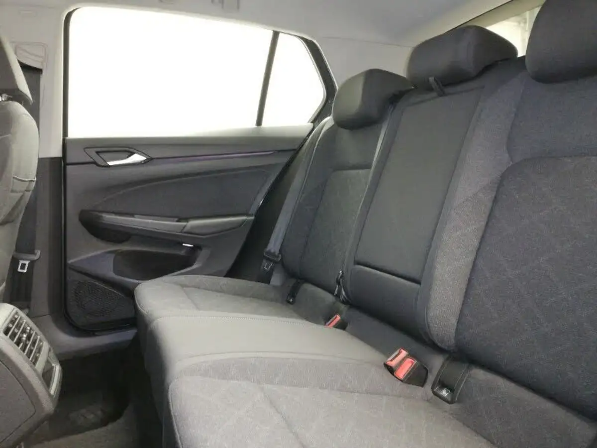 2023-volkswagen-golf-15-etsi-life-150ps-hatchback-big-5