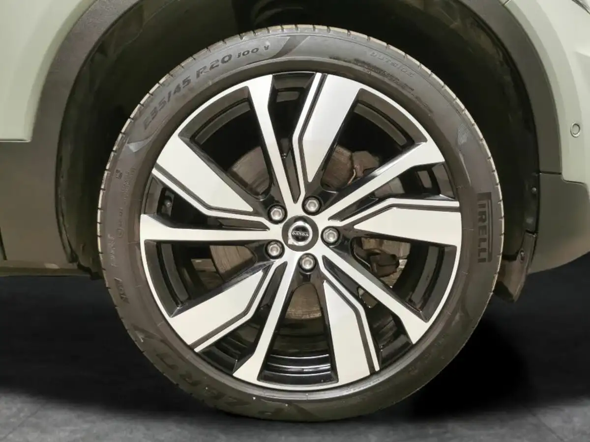 2022-volvo-c40-e-twin-recharge-pro-big-24