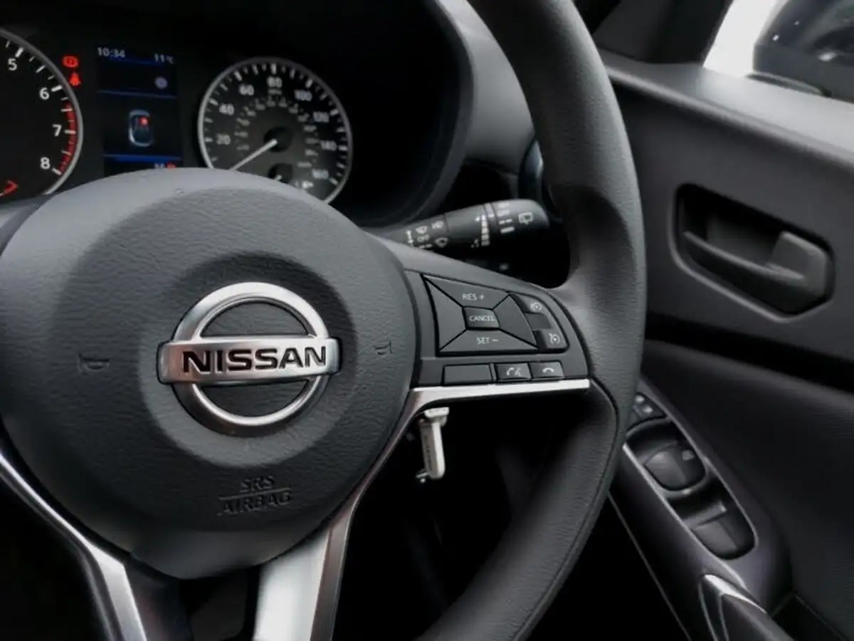 2022-nissan-juke-10-dig-t-visia-big-13