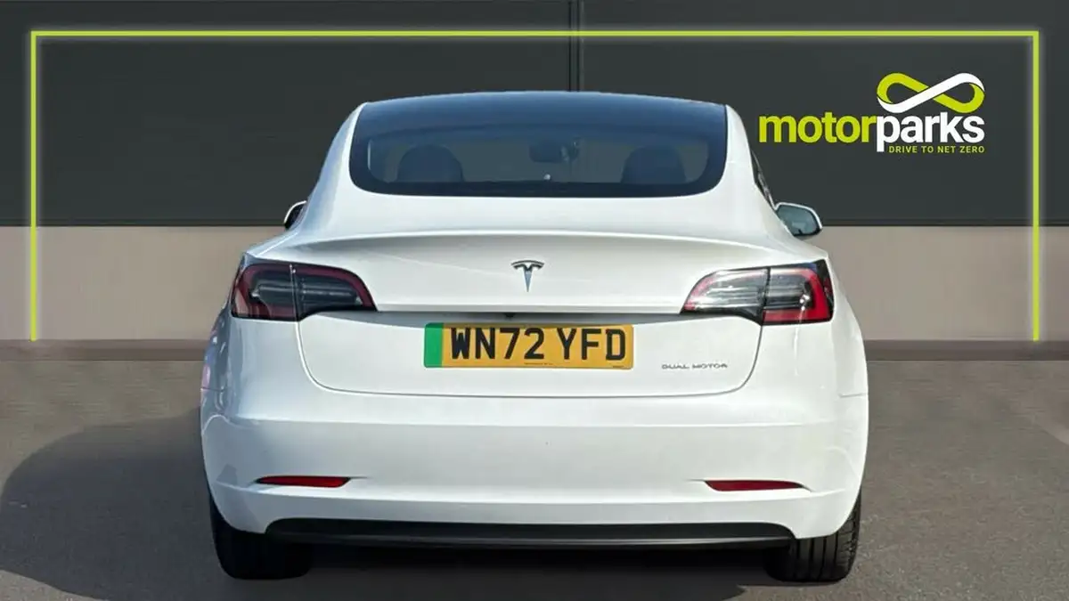 2022-tesla-model-3-e-long-range-big-3
