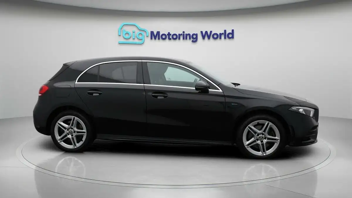 2021-mercedes-benz-a-class-13-a250e-amg-line-hatchback-5d-big-1