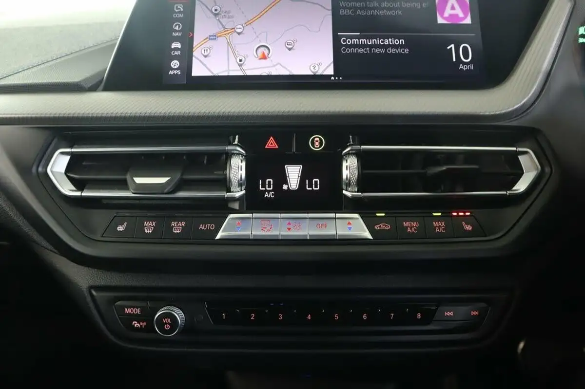 2020-bmw-1-series-20-m135i-xdrive-big-33