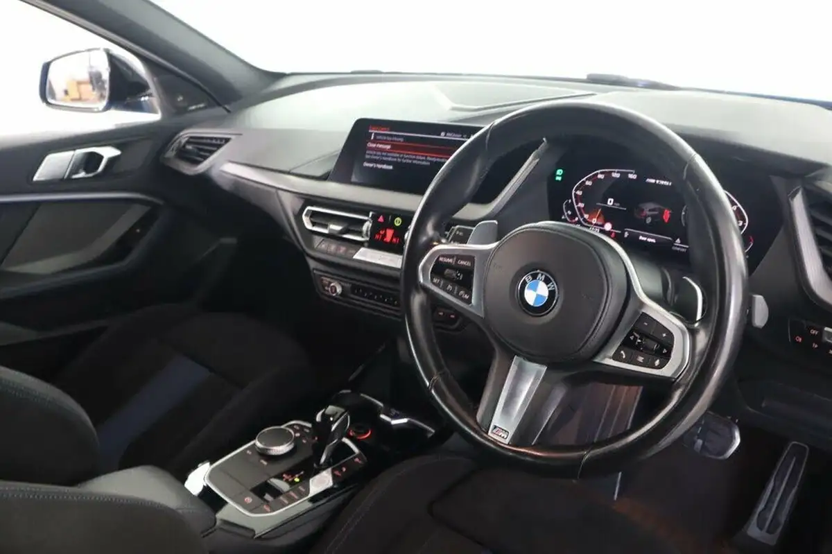 2020-bmw-1-series-20-m135i-xdrive-big-9