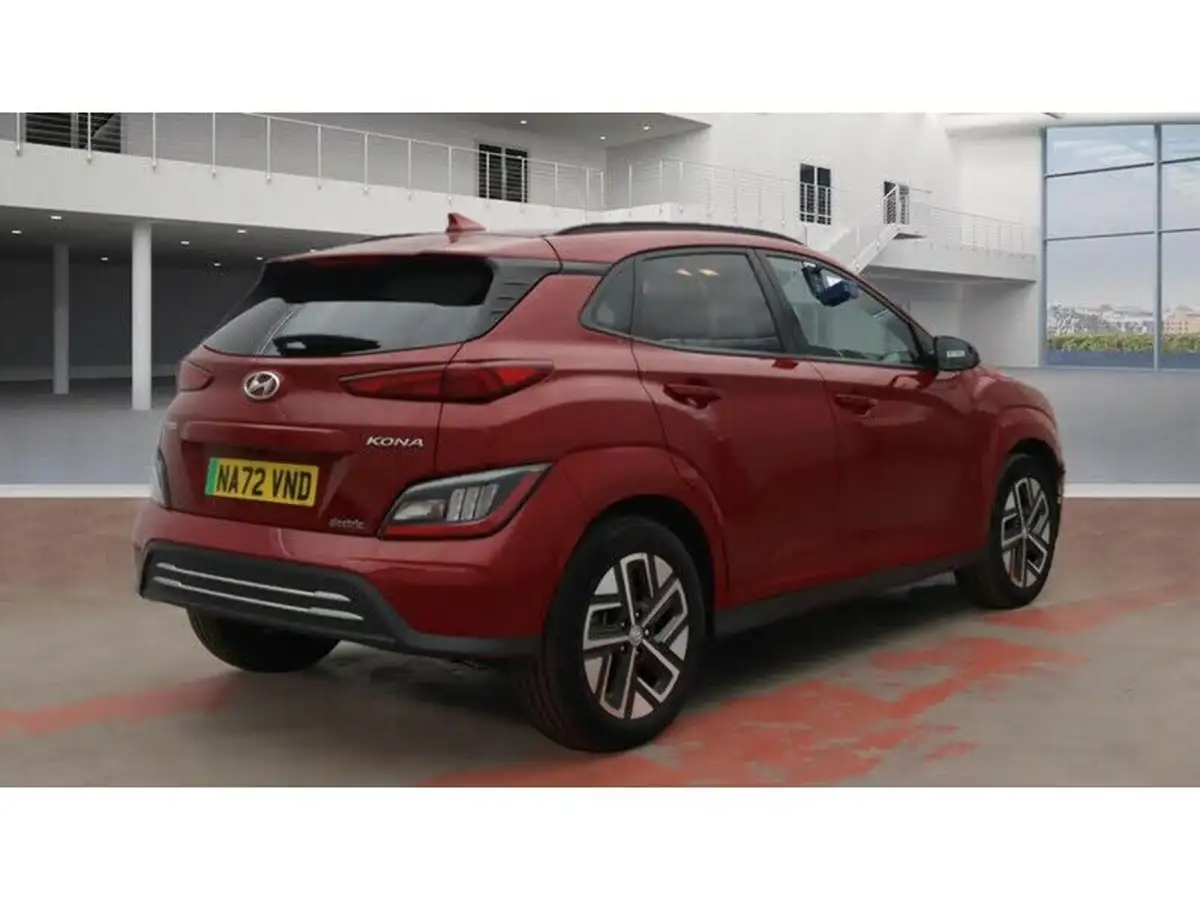 2022-hyundai-kona-e-premium-136ps-39kwh-big-2