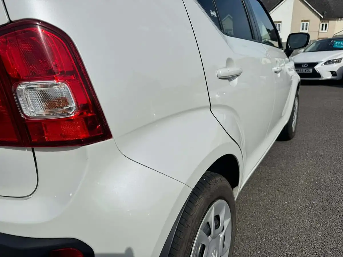 2017-suzuki-ignis-12-dualjet-sz3-big-27