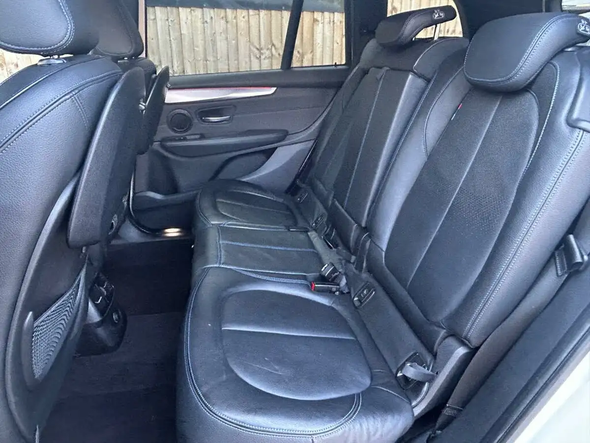 2015-bmw-2-series-20td-220d-xdrive-m-sport-gran-tourer-5d-big-21