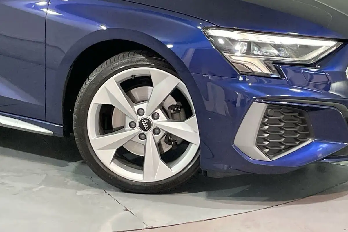2020-audi-a3-15-35-tfsi-s-line-sportback-5d-1498cc-tronic-big-10