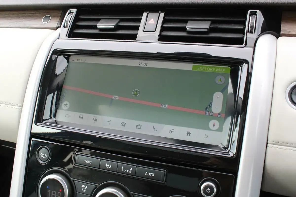 2019-land-rover-discovery-20-sd4-hse-big-28