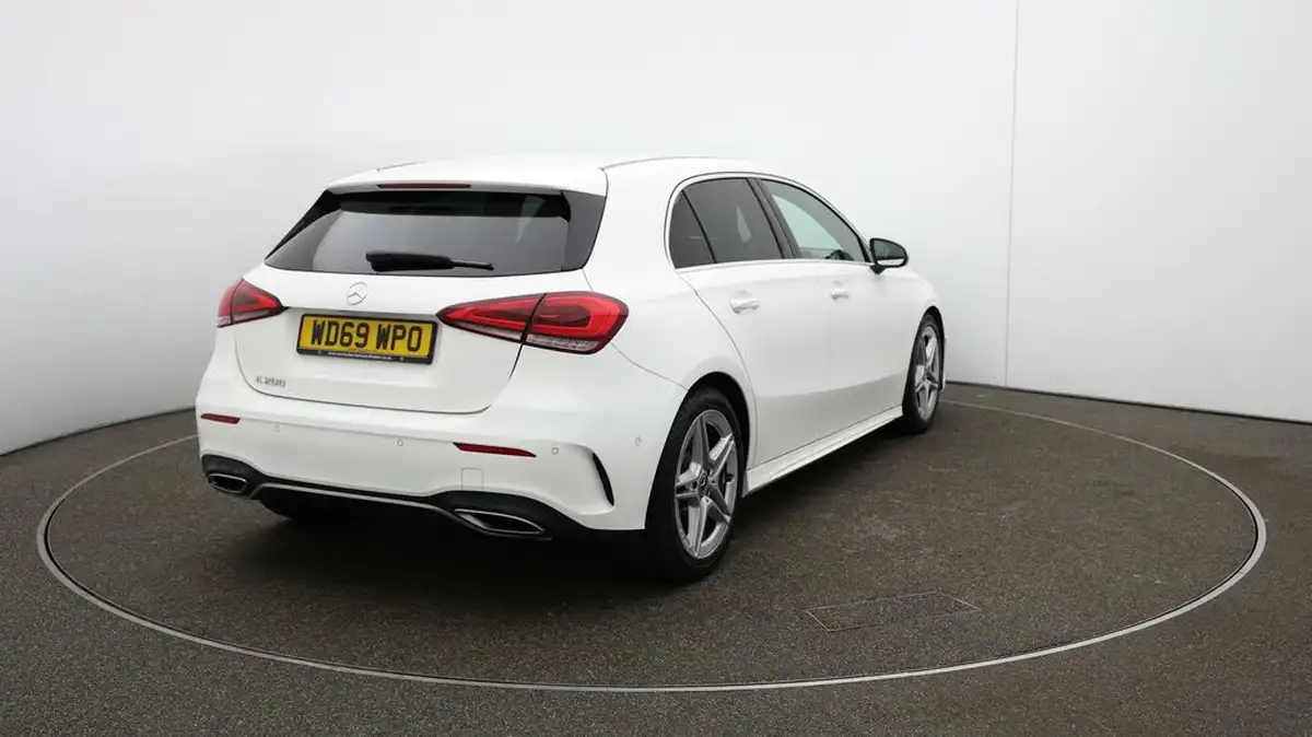 2020-mercedes-benz-a-class-13-a200-amg-line-executive-hatchback-5d-big-48
