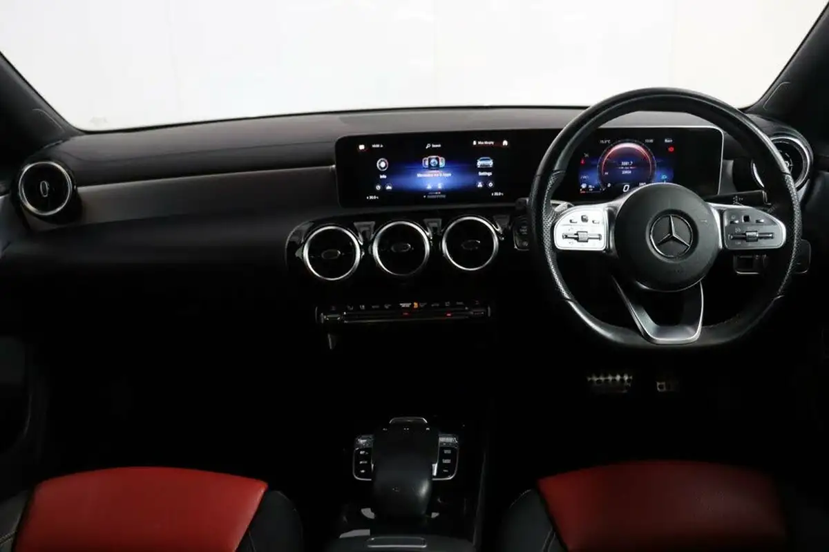 2019-mercedes-benz-cla-13-cla-200-amg-line-coupe-4d-7g-dct-big-7