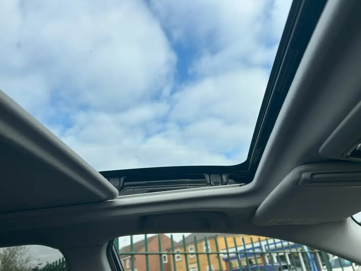 2016-subaru-forester-big-28