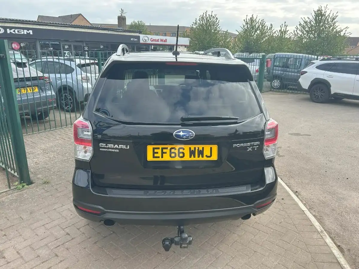 2016-subaru-forester-big-4