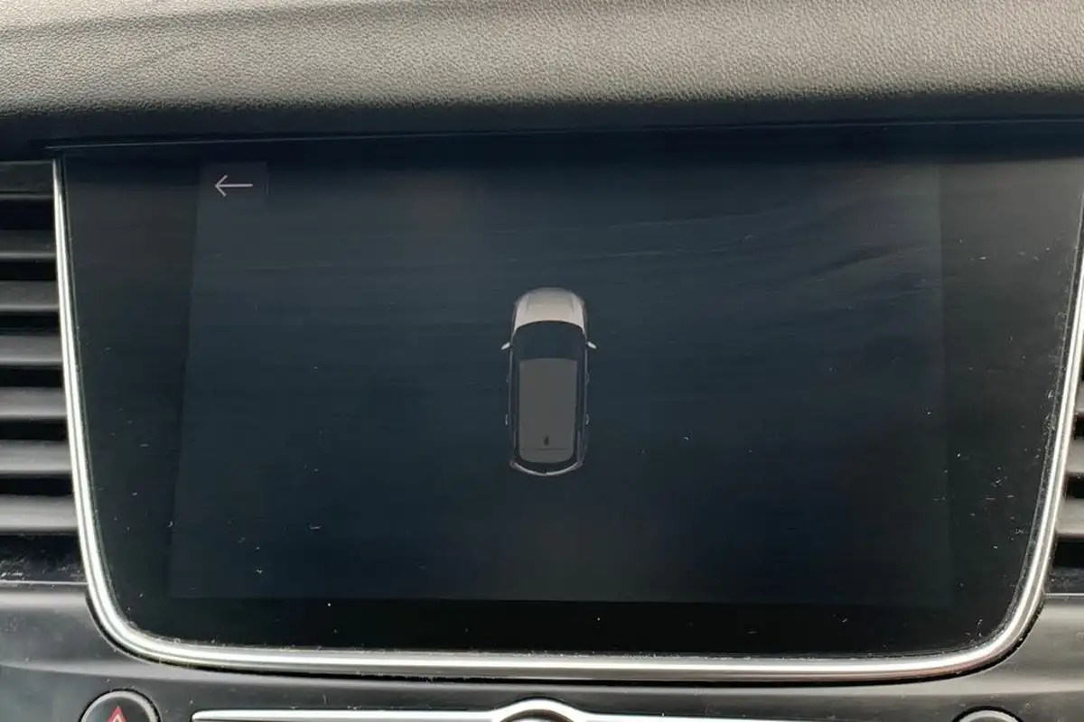 2019-vauxhall-grandland-x-12-tech-line-nav-big-15