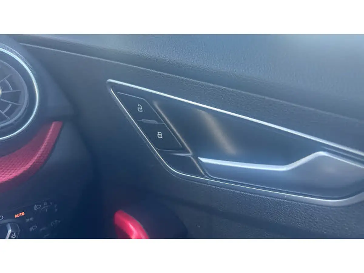2020-audi-q2-16-30-tdi-sport-s-tronic-big-23