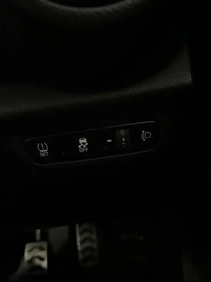 2020-kia-picanto-125-gt-line-s-big-22