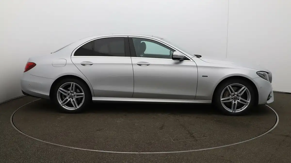 2019-mercedes-benz-e-class-20-e300e-amg-line-e300e-eq-power-premium-plus-big-44