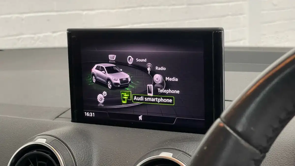 2020-audi-q2-16-30-tdi-technik-s-tronic-big-28