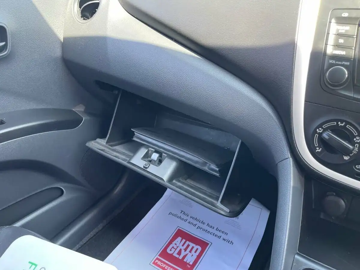2015-suzuki-celerio-10-sz2-big-11