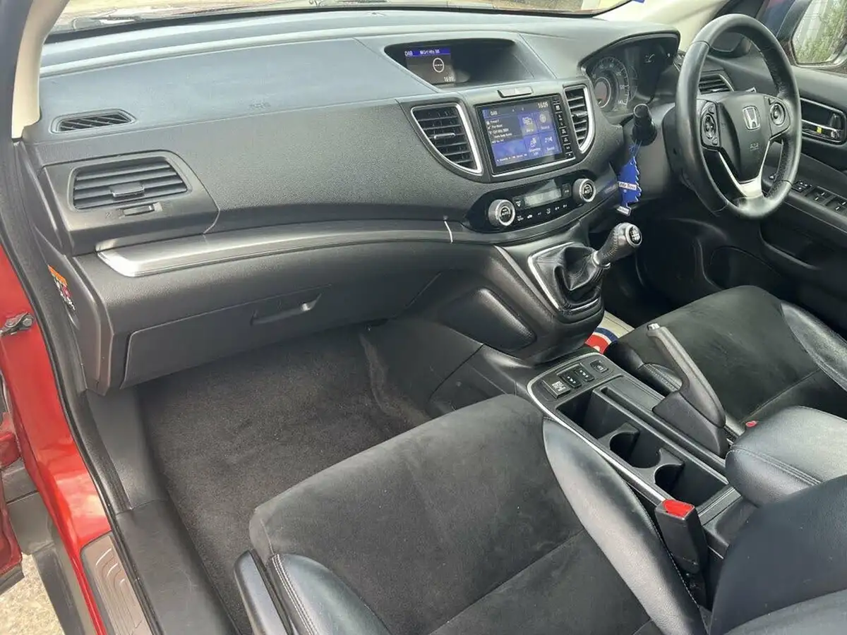 2016-honda-cr-v-16i-dtec-sr-120ps-2wdss-big-23
