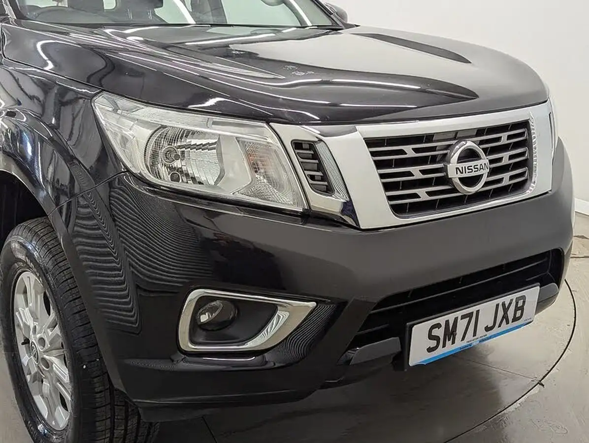 2021-nissan-navara-23dci-tt-acenta-double-big-11