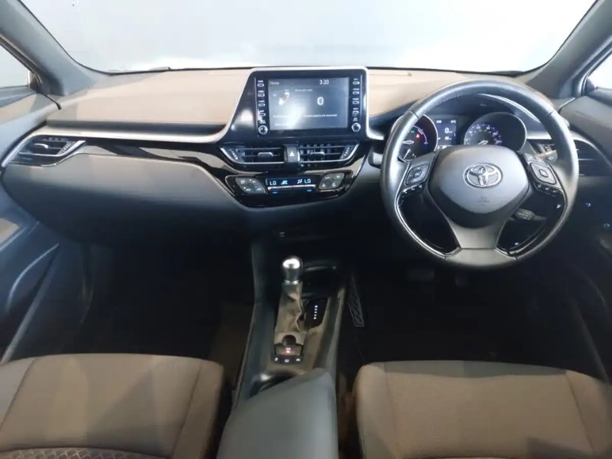 2022-toyota-c-hr-18-vvt-i-icon-big-2