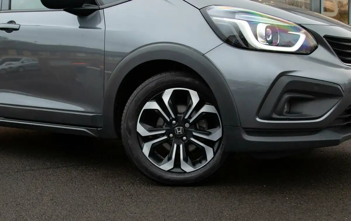 2022-honda-jazz-15-i-mmd-crosstar-ex-109ps-big-1