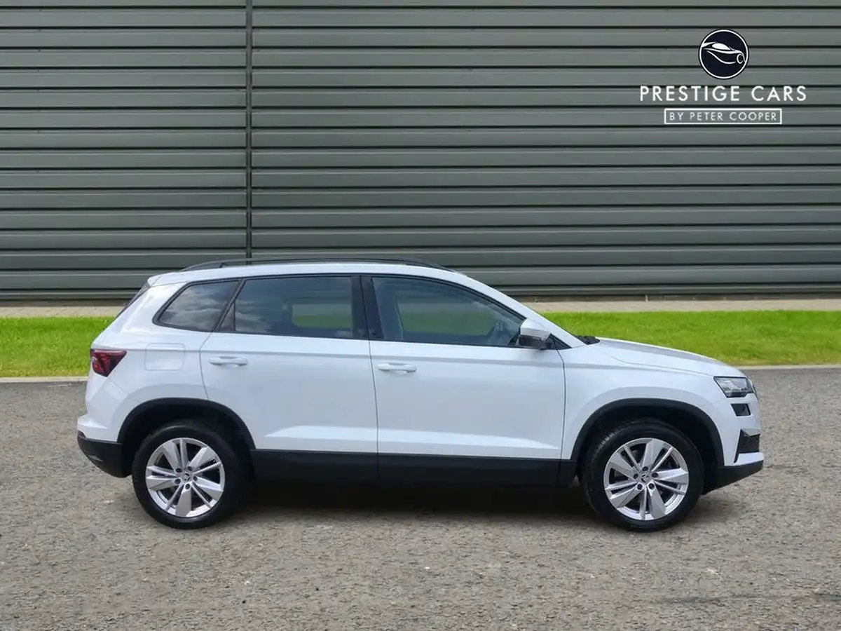 2022-skoda-karoq-15-tsi-se-drive-big-3