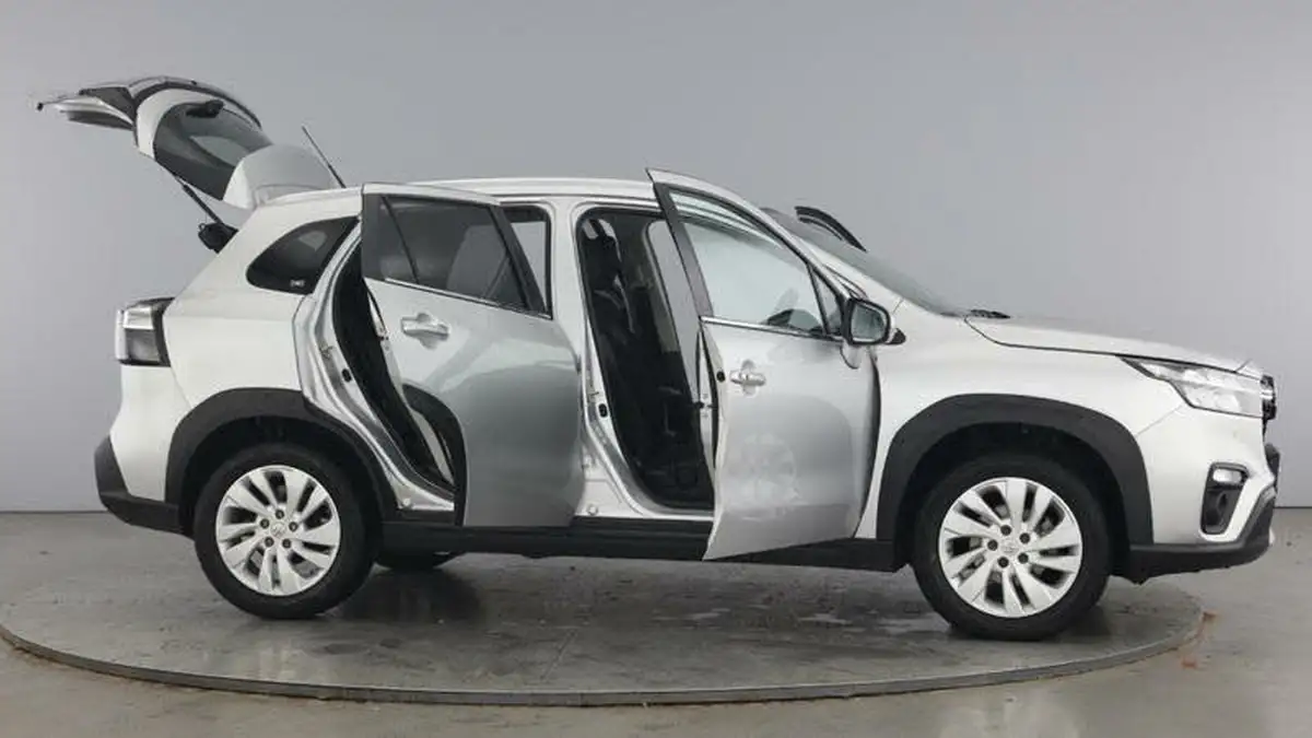 2022-suzuki-s-cross-14-boosterjet-motion-big-9