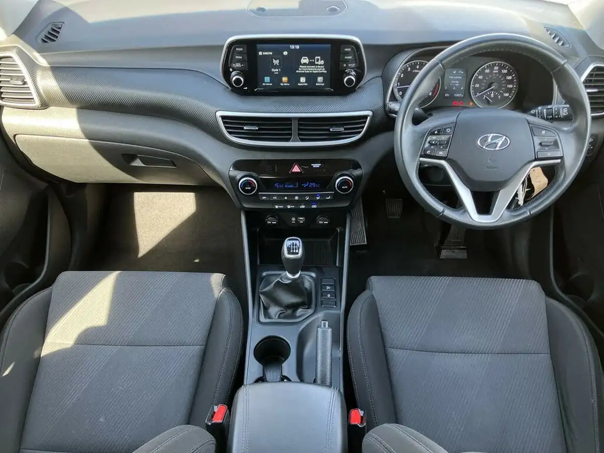 2018-hyundai-tucson-16-gdi-s-connect-big-8