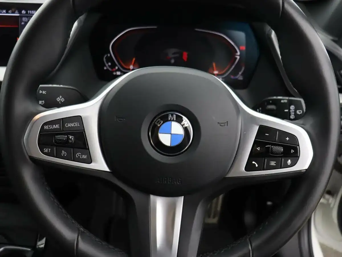 2024-bmw-1-series-15-118i-m-sport-lcp-dct-big-23