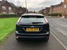 2009-ford-focus-16-zetec-hatchback-5d-small-5