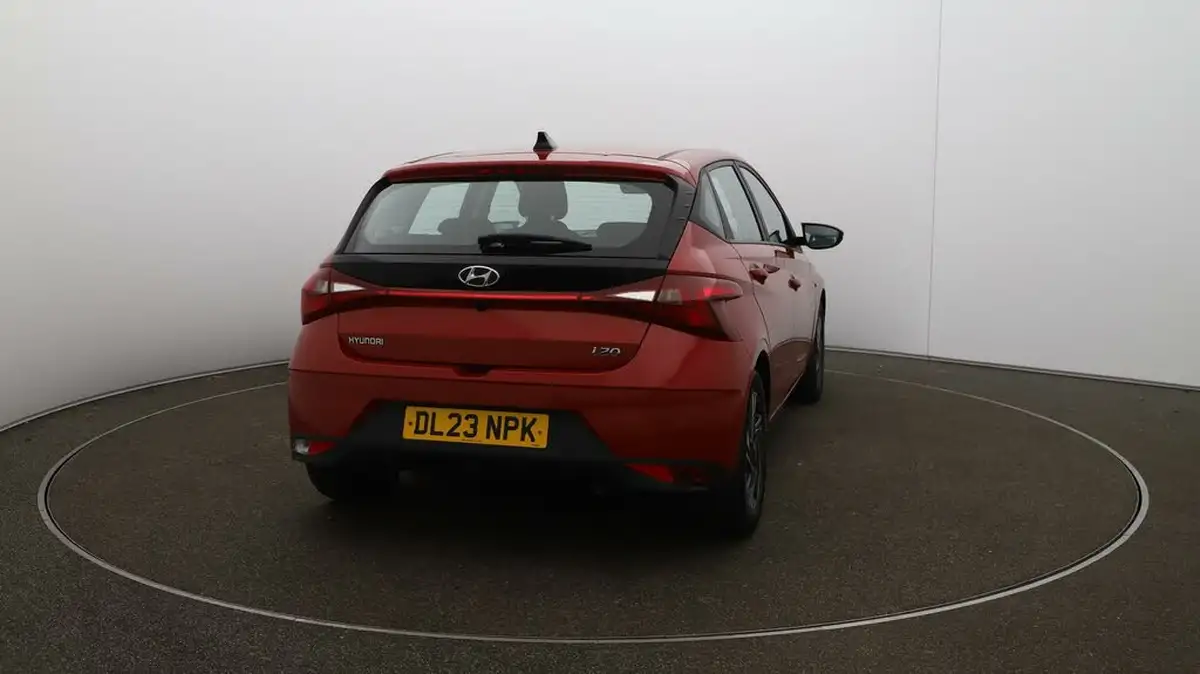 2023-hyundai-i20-10-t-gdi-se-connect-eclutch-imt-big-48