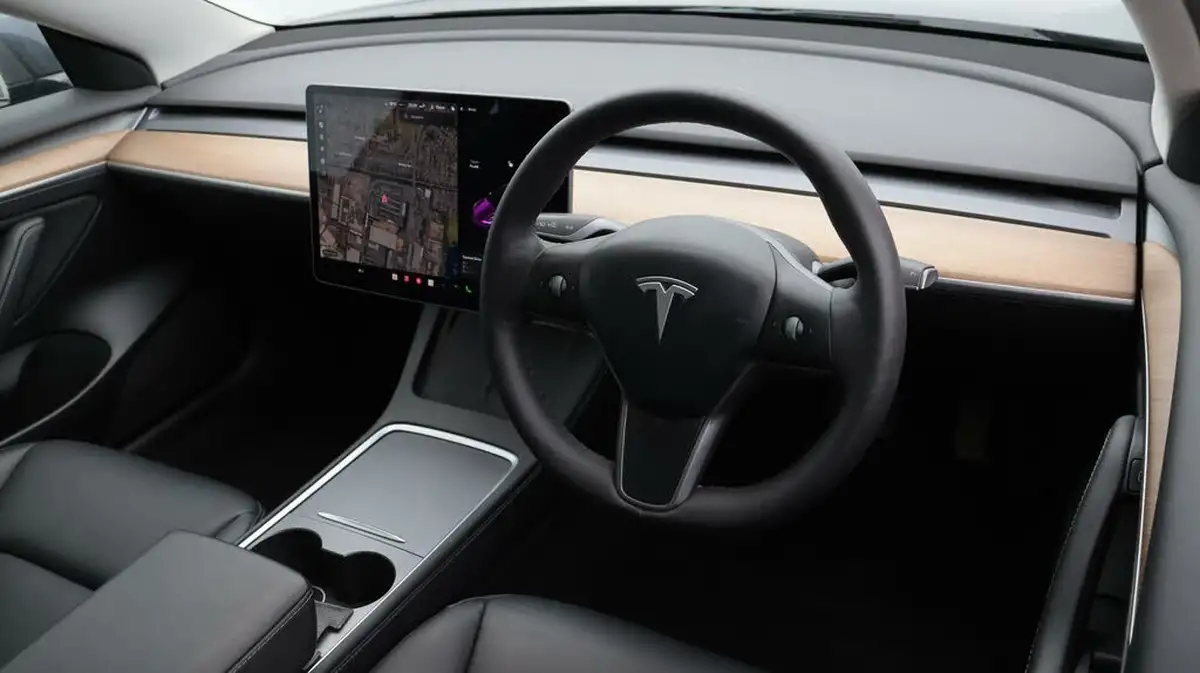 2021-tesla-model-3-e-long-range-4x4-big-9