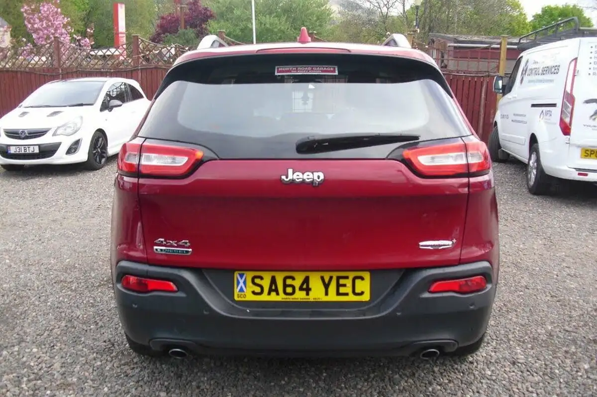 2014-jeep-cherokee-20crd-longitude-plus-168bhp-4wd-auto-big-3