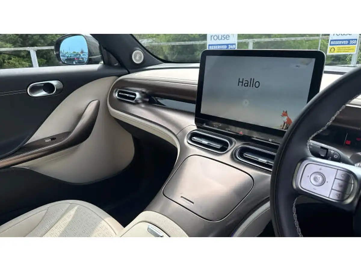 2024-smart-1-e-premium-big-13