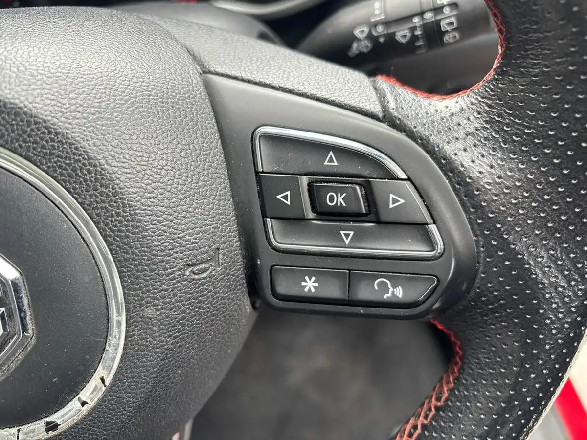 2021-mg-zs-suv-10t-gdi-exclusive-big-16