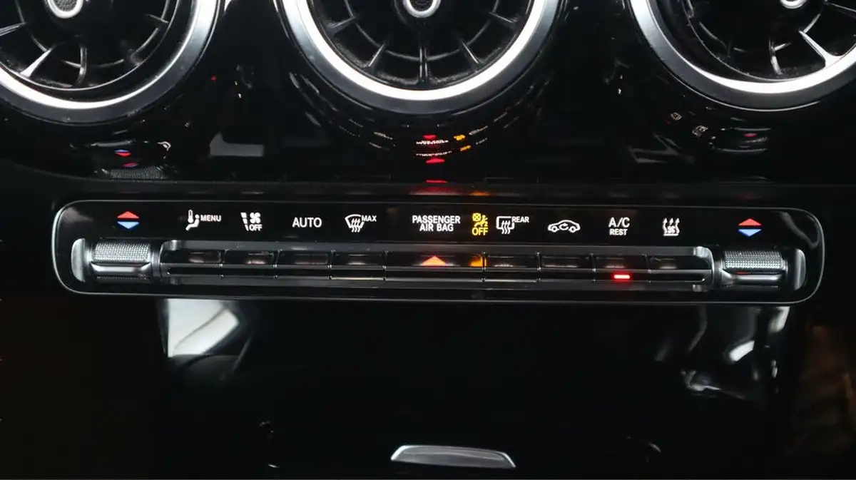 2021-mercedes-benz-a-class-13-a250e-amg-line-saloon-4d-big-12