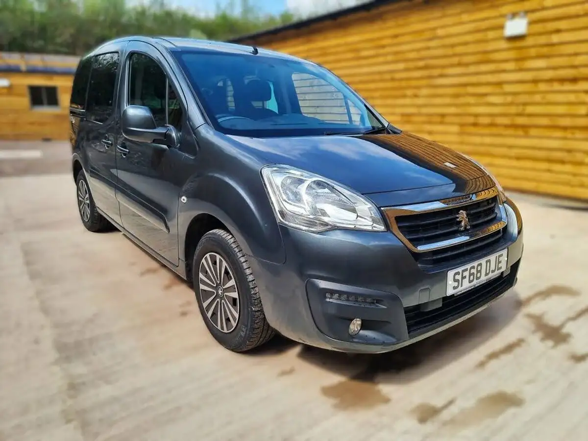 2018-peugeot-partner-big-4
