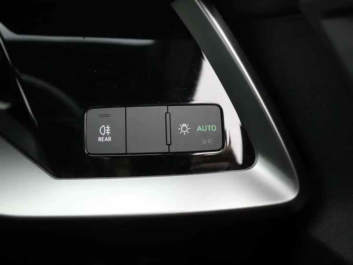 2021-audi-a3-10-30-tfsi-sportback-5d-big-26