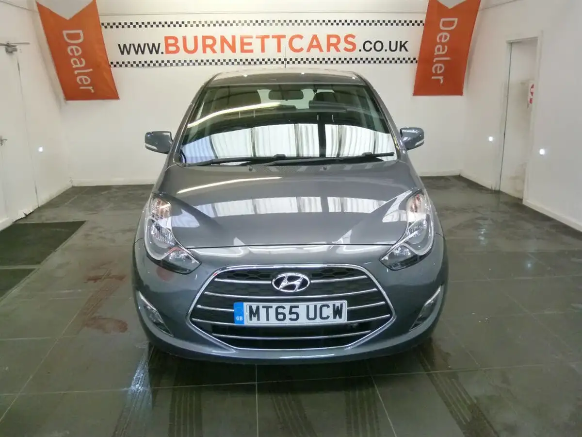 2015-hyundai-ix20-16-se-big-2