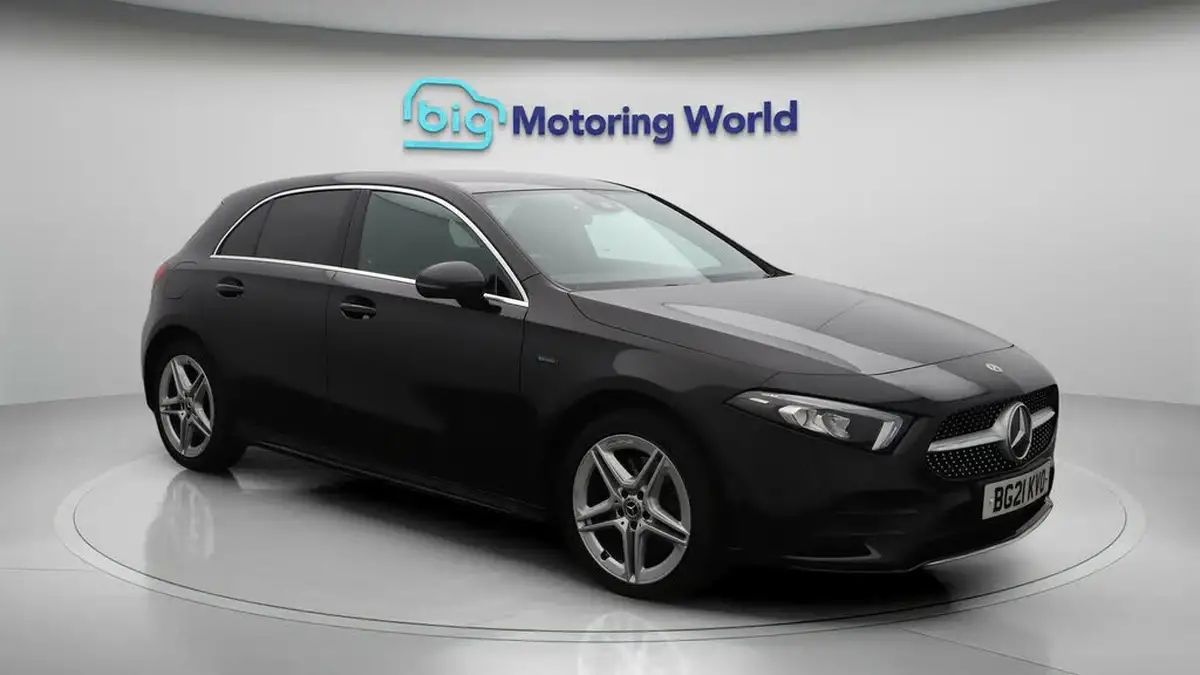 2021-mercedes-benz-a-class-13-a250e-amg-line-hatchback-5d-big-1