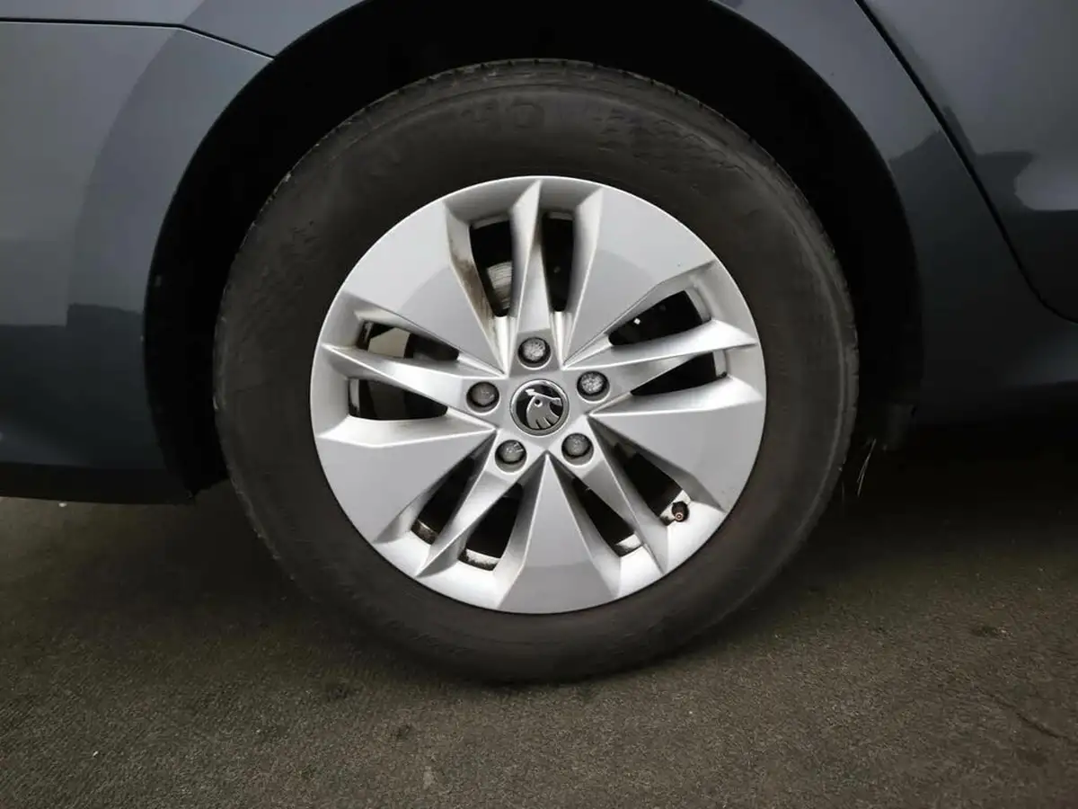 2020-skoda-octavia-15-tsi-se-technology-act-hatchback-big-5