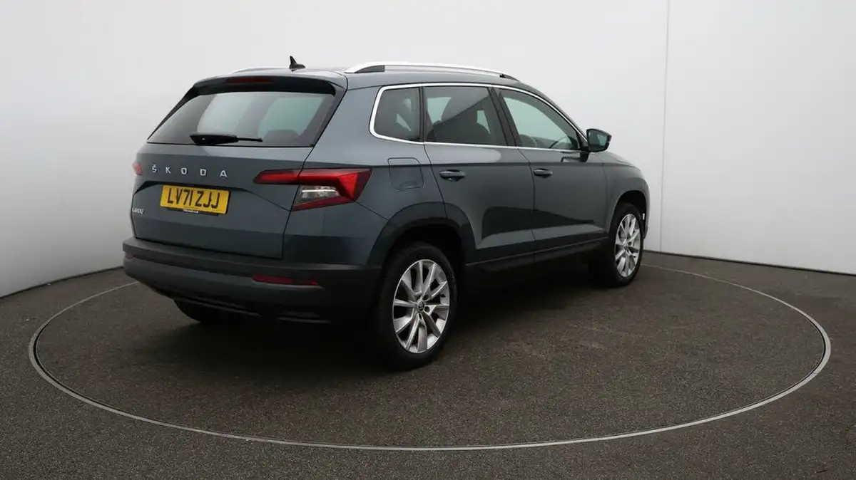 2021-skoda-karoq-15-tsi-se-l-dsg-big-46