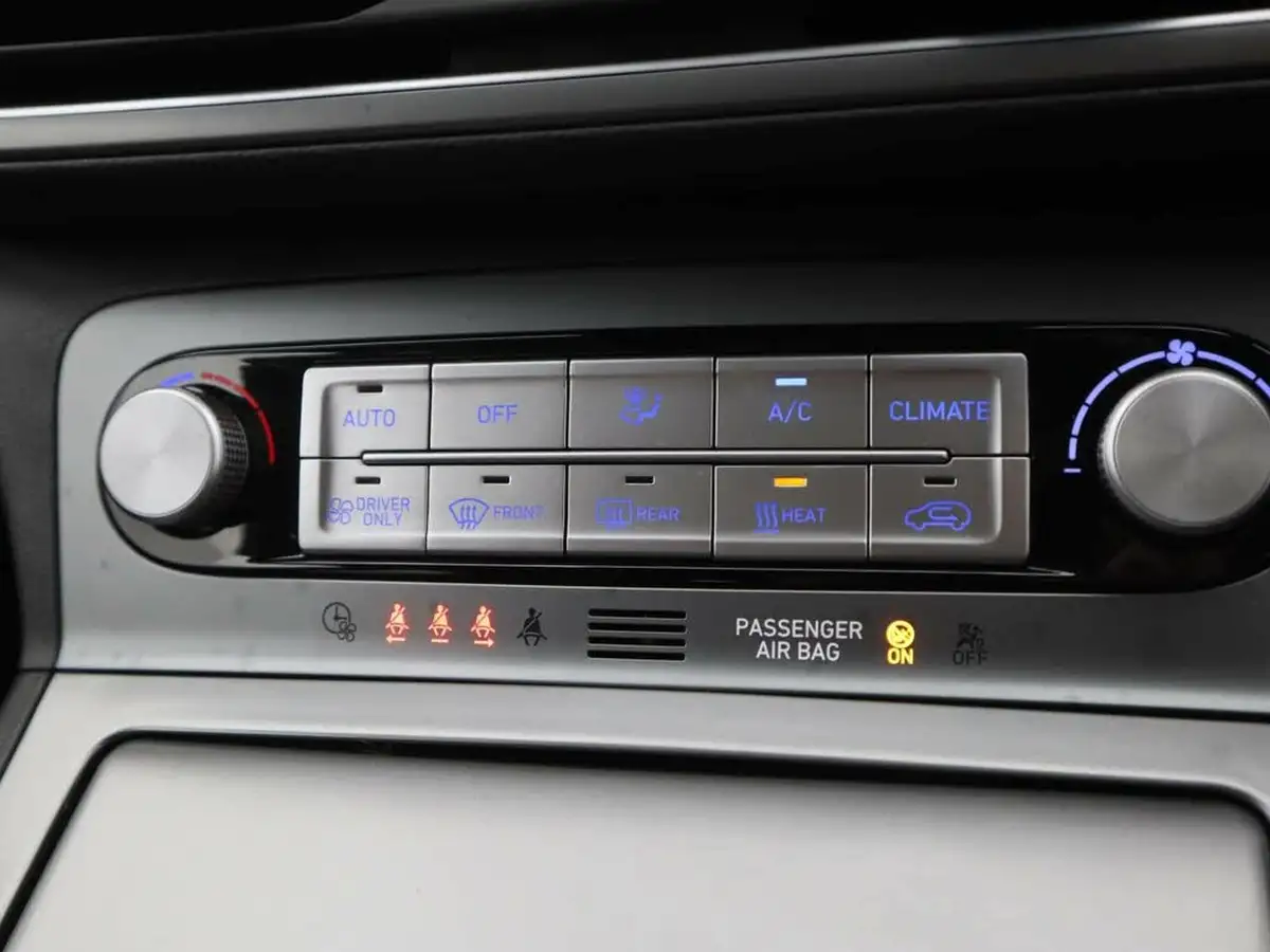 2021-hyundai-kona-e-premium-204ps-64kwh-7kw-obc-big-20