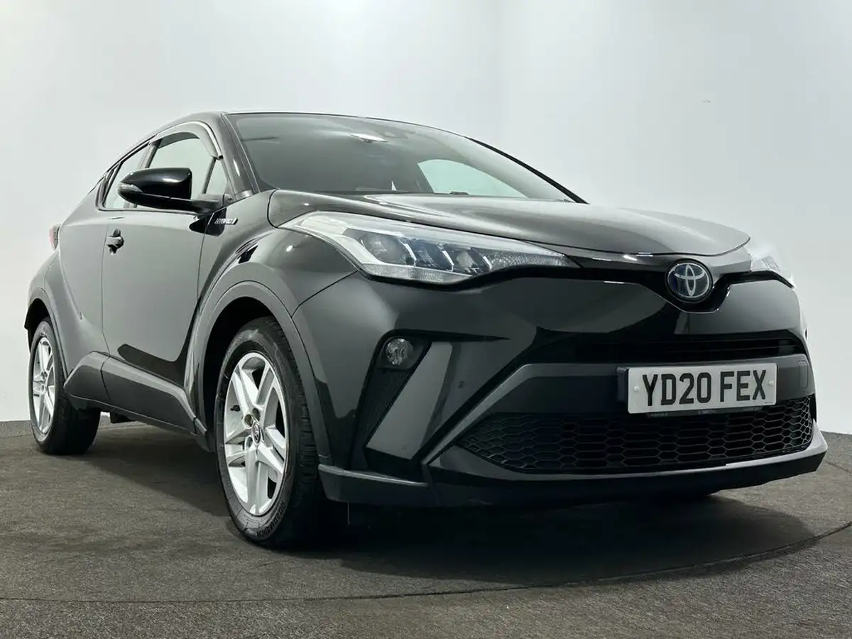 2020-toyota-c-hr-18-vvt-i-icon-parking-pack-big-46