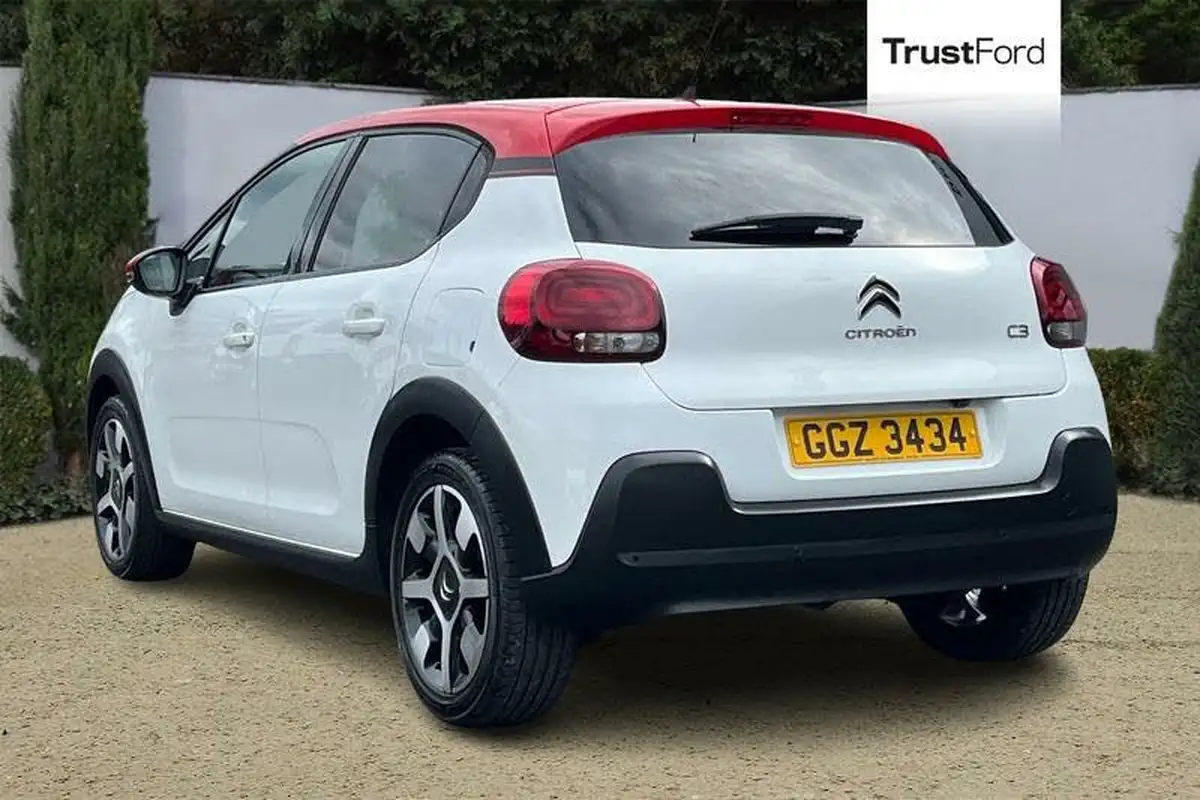 2017-citroen-c3-12-puretech-flair-82ps-big-1
