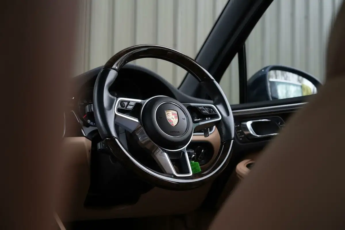 2016-porsche-macan-30td-s-big-46