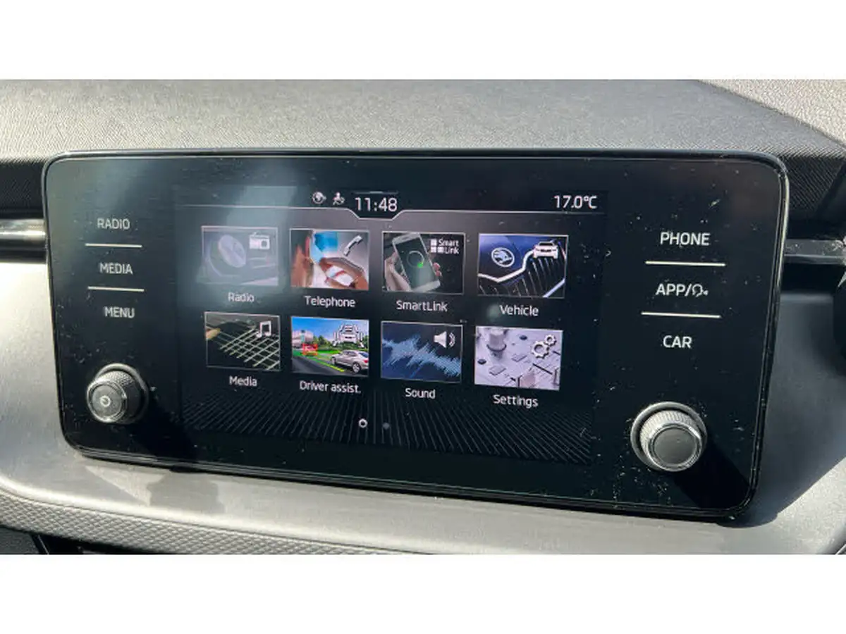 2020-skoda-kamiq-15-tsi-se-big-20