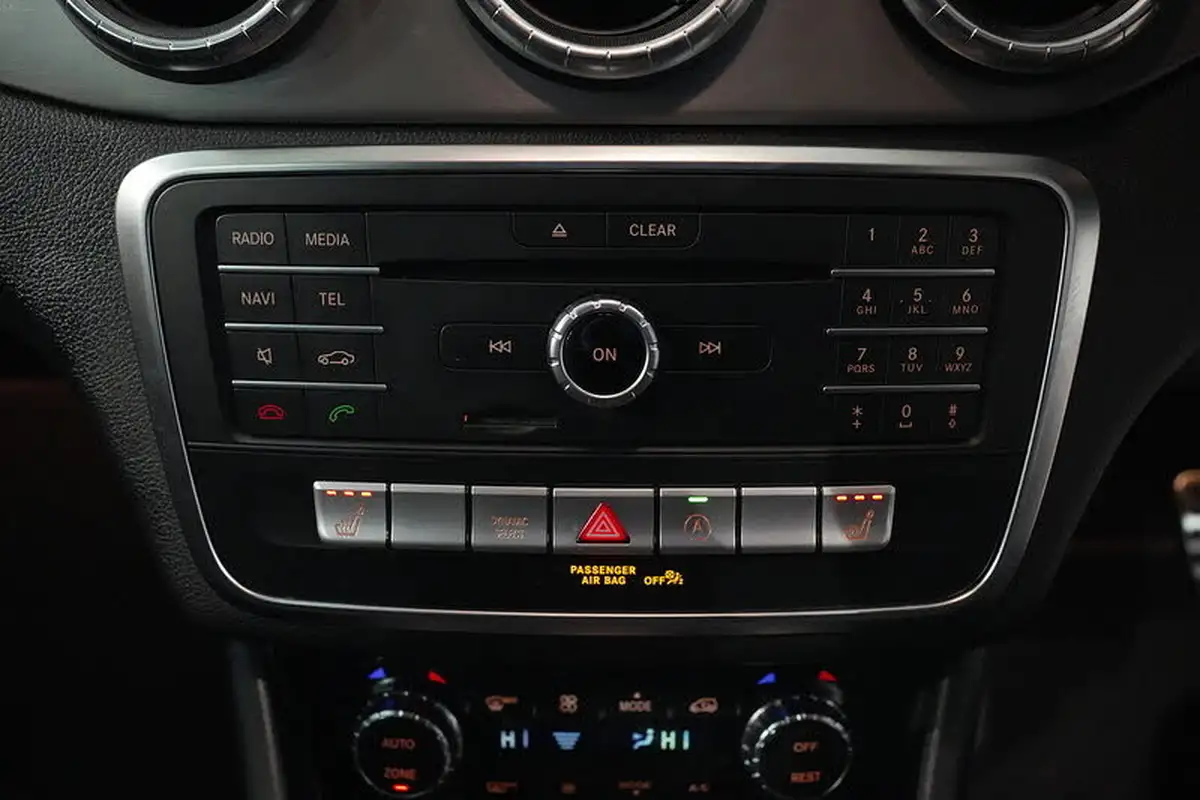 2019-mercedes-benz-cla-21d-cla-220d-amg-line-night-edition-170ps-ss-coupe-4d-4matic-big-37