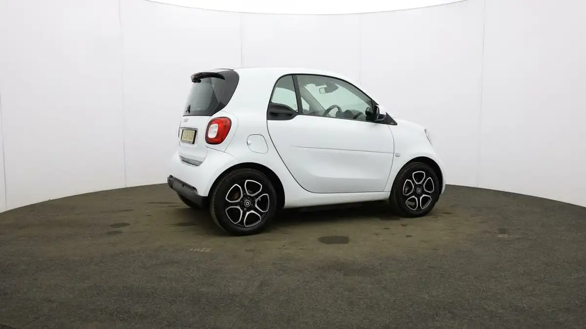 2018-smart-fortwo-e-prime-premium-plus-coupe-big-46